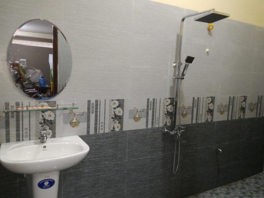 An Hung Hotel Buôn Ma Thuột Esterno foto